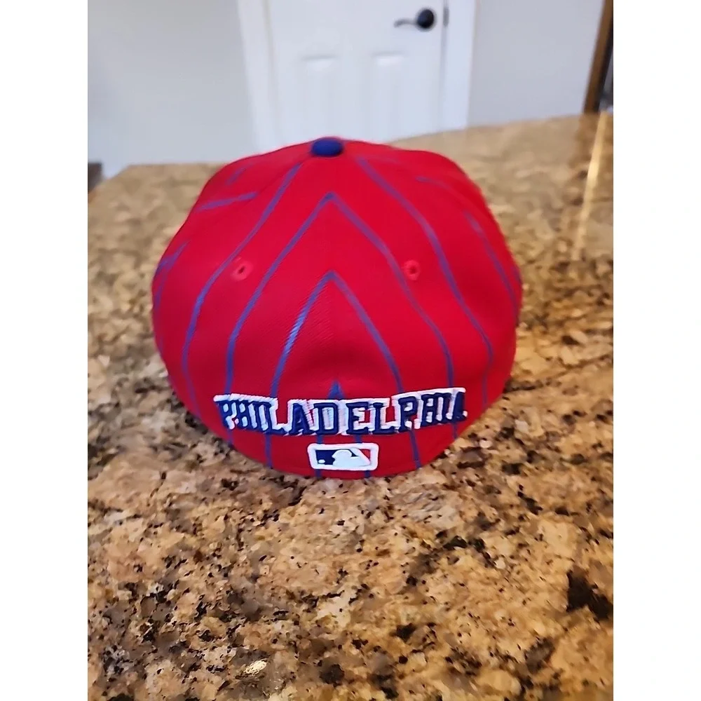 Philadelphia Phillies Bird Cage New Era 59fifty 7 1/4 MLB‎